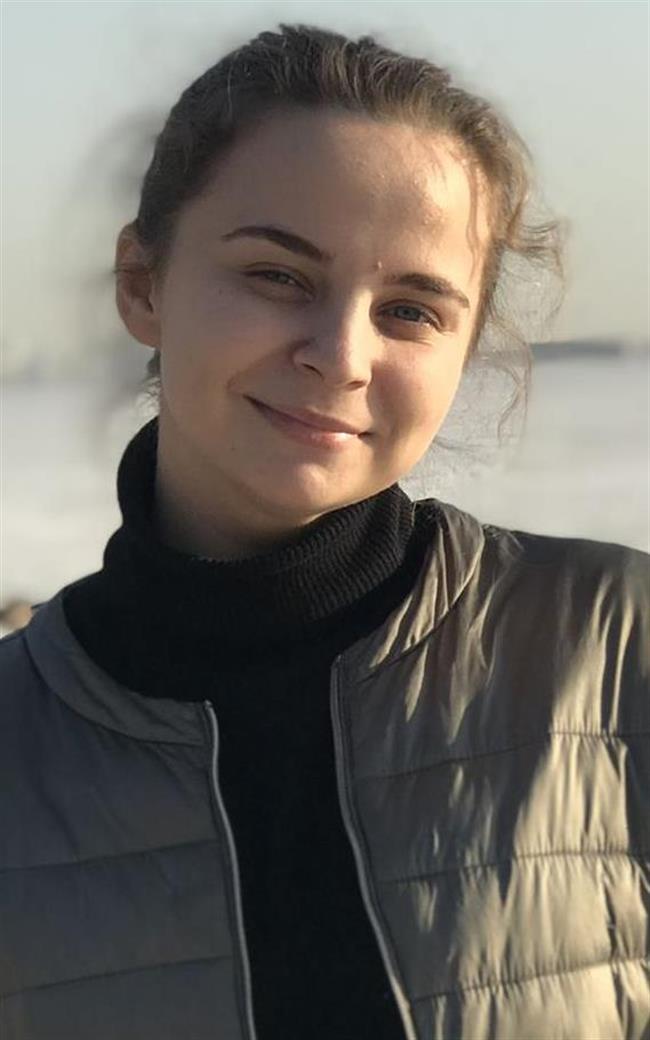 Александра Анатольевна - репетитор по математике, подготовке к школе и коррекции речи