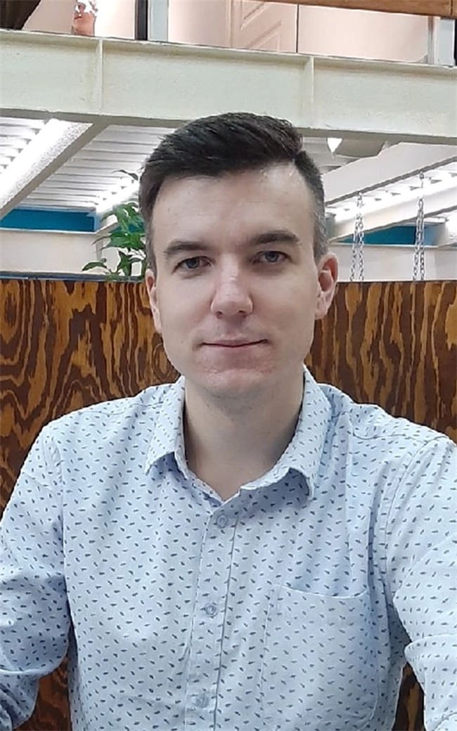 Виктор Олегович - репетитор по математике, информатике и физике