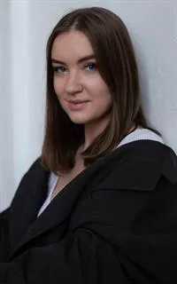 Валерия Валерьевна - репетитор по математике и английскому языку