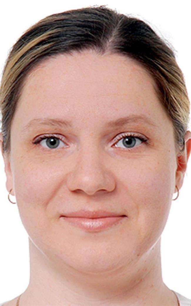 Юлия Валерьевна - репетитор по информатике