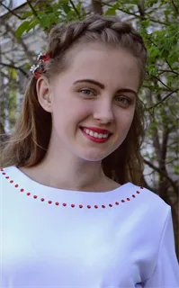 Алина Алексеевна - репетитор по русскому языку и математике