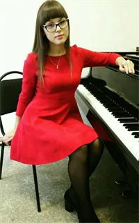 Алина Витальевна - репетитор по музыке