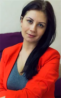 Юлия Олеговна - репетитор по русскому языку и литературе
