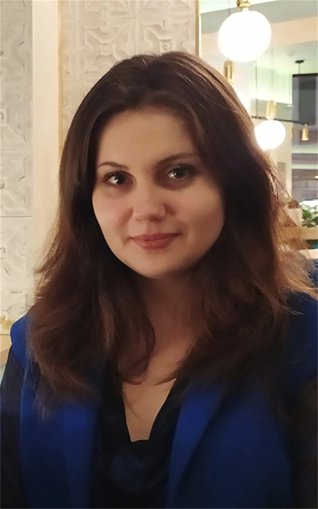 Полина Александровна - репетитор по английскому языку и французскому языку