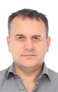 Сергей Сергеевич - репетитор по математике и английскому языку