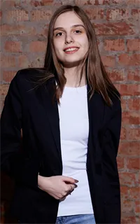 Ангелина Витальевна - репетитор по математике, физике и русскому языку