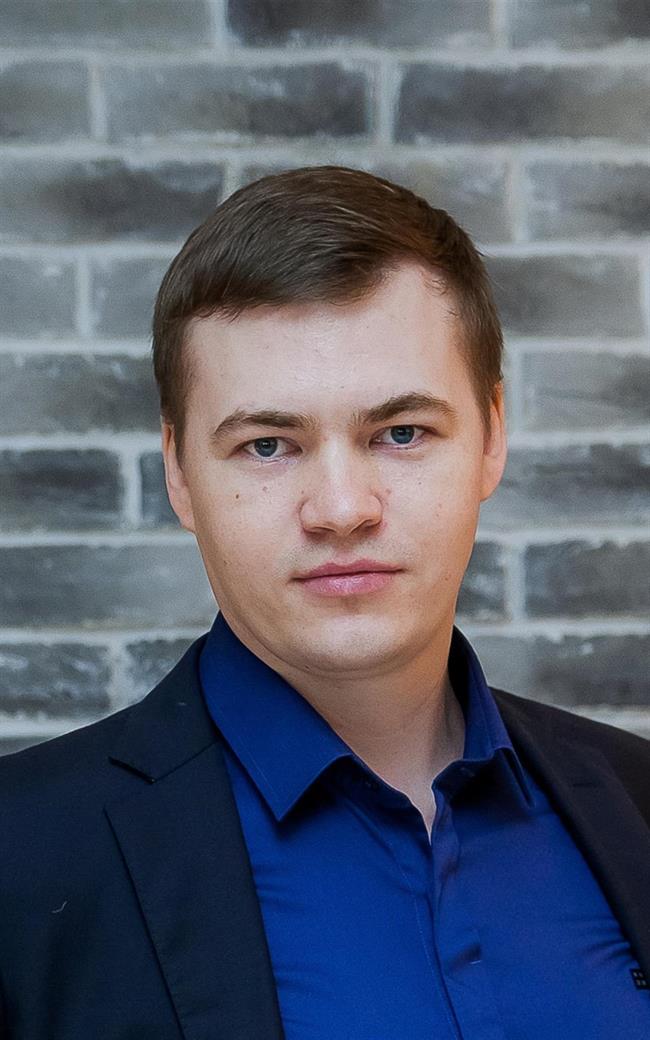 Александр Владимирович - репетитор по физике и математике