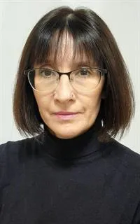 Лейла Алтаевна - репетитор по русскому языку, математике и литературе