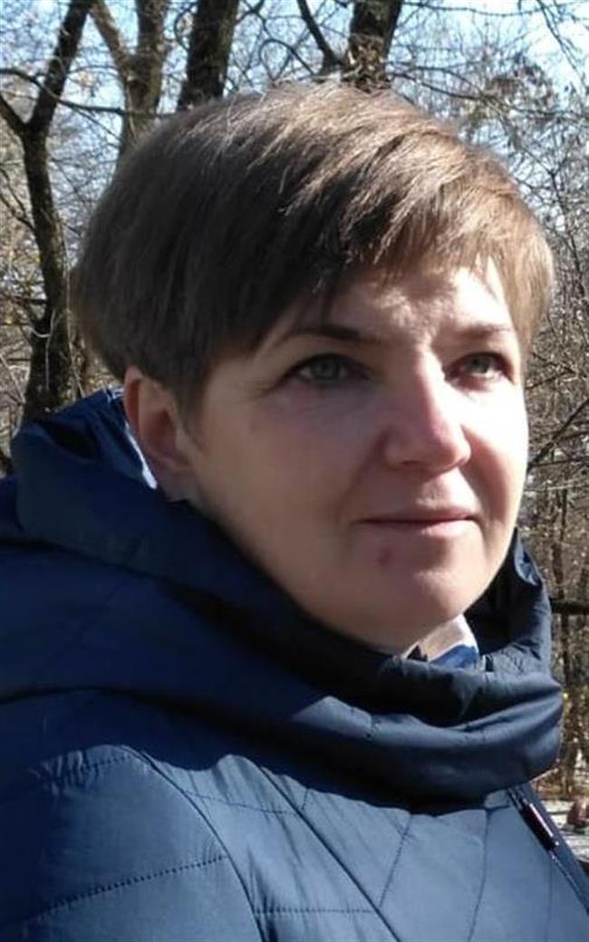 Ирина Юрьевна - репетитор по биологии