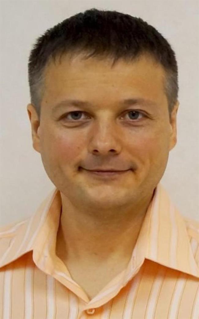 Игорь Валерьевич - репетитор по физике, математике и информатике