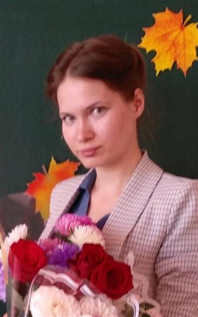 Анастасия Константиновна - репетитор по географии, подготовке к школе и предметам начальной школы