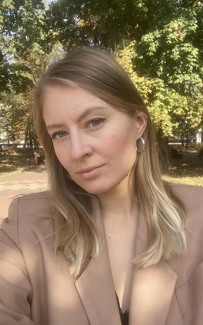 Анастасия Александровна - репетитор по русскому языку, литературе и обществознанию