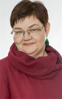 Лариса Валерьевна - репетитор по русскому языку и литературе