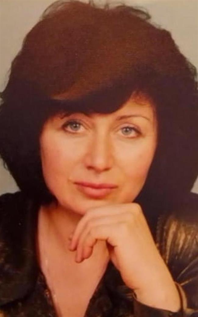 Ирина Анатольевна - репетитор по русскому языку и литературе