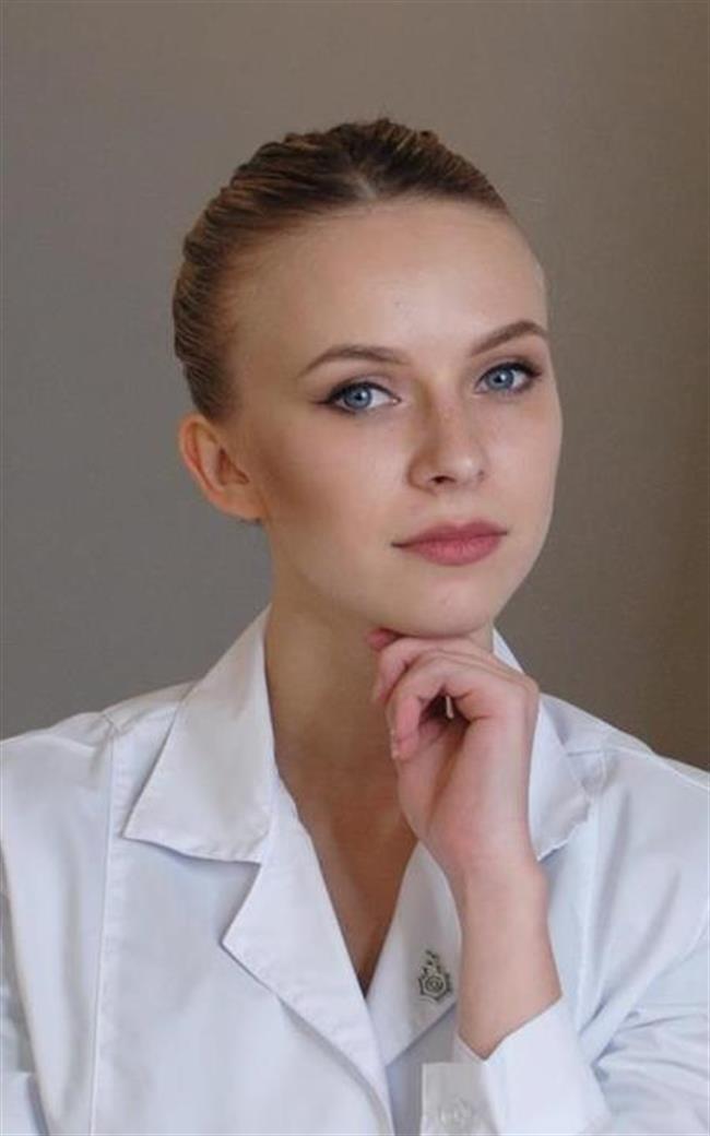 Мария Дмитриевна - репетитор по химии