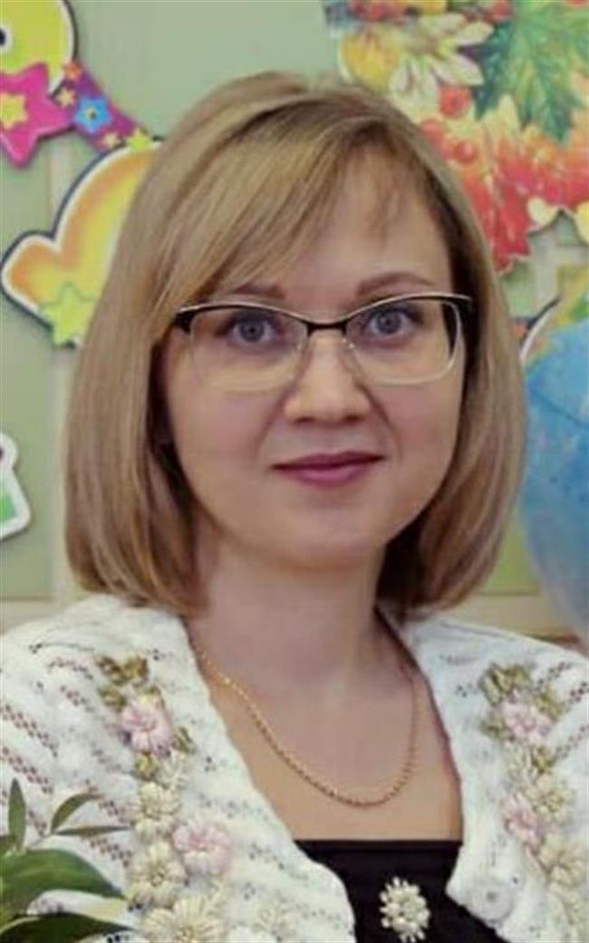 Гульназ Фаязовна - репетитор по предметам начальной школы и подготовке к школе