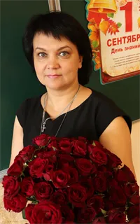 Елена Евгеньевна - репетитор по истории и обществознанию