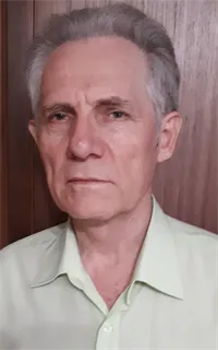 Виталий Семенович - репетитор по математике и физике