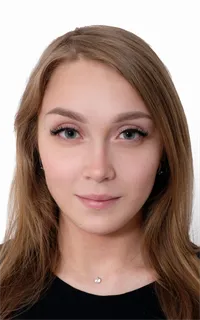 Арина Маратовна - репетитор по музыке