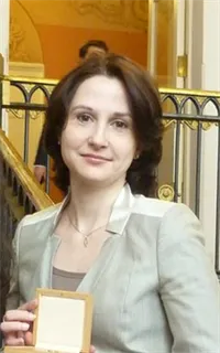 Елена Григорьевна - репетитор по экономике