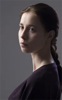 Елена Олеговна - репетитор по русскому языку