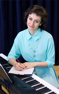 Ксения Константиновна - репетитор по музыке