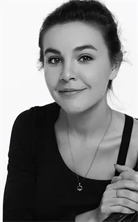 Анна Сергеевна - репетитор по французскому языку
