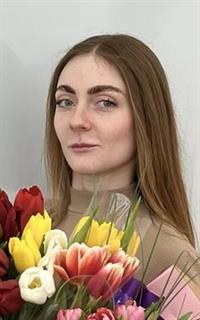 Александра Александровна - репетитор по подготовке к школе и предметам начальной школы