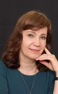 Елена Юльевна - репетитор по предметам начальной школы, русскому языку и математике