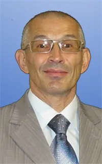 Игорь Владиславович - репетитор по математике, физике и химии