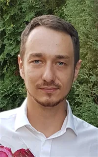 Александр Вячеславович - репетитор по английскому языку и обществознанию