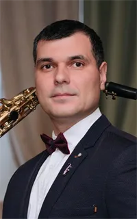 Владислав Викторович - репетитор по музыке
