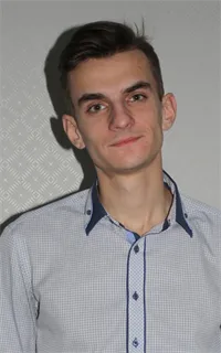 Даниил Романович - репетитор по английскому языку, математике и физике