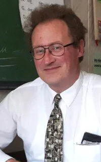 Сергей Юрьевич - репетитор по английскому языку и немецкому языку
