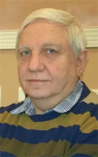 Александр Валериевич - репетитор по математике