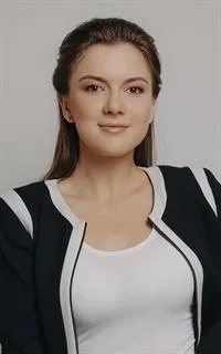 Анна Игоревна - репетитор по английскому языку, русскому языку, математике и обществознанию