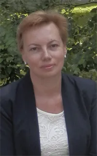Елена Евгеньевна - репетитор по истории