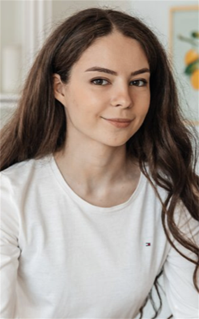 Карина Олеговна - репетитор по английскому языку