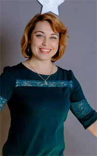 Ольга  Николаевна  - репетитор по химии, географии и биологии
