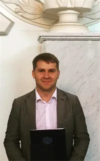 Николай Геннадьевич - репетитор по географии