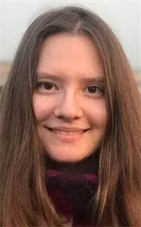 Каролина Игоревна - репетитор по информатике и изобразительному искусству