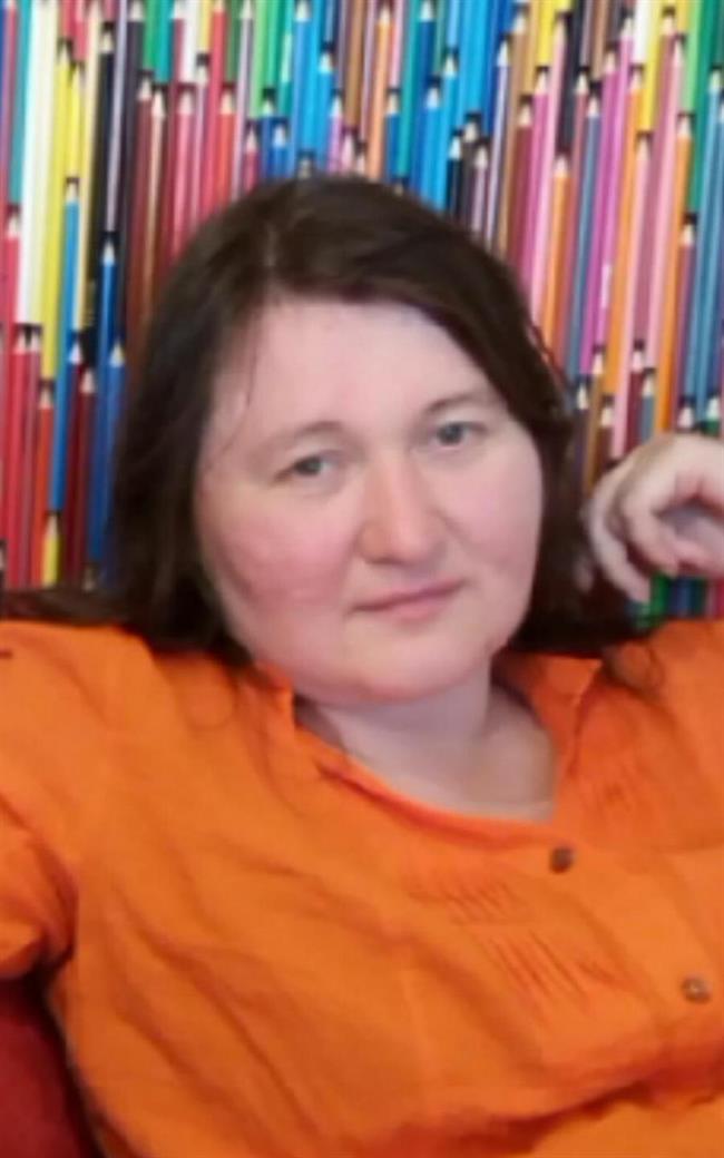 Наталья Олеговна - репетитор по английскому языку и русскому языку