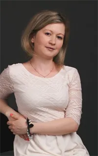 Элина Ильясовна - репетитор по подготовке к школе