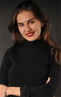 Елена Павловна - репетитор по географии