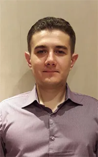Иван Игоревич - репетитор по физике и математике