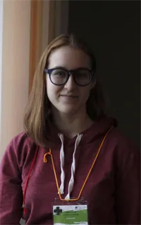 Алина Олеговна - репетитор по химии, биологии и английскому языку