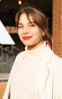 Елизавета Сергеевна - репетитор по французскому языку и английскому языку