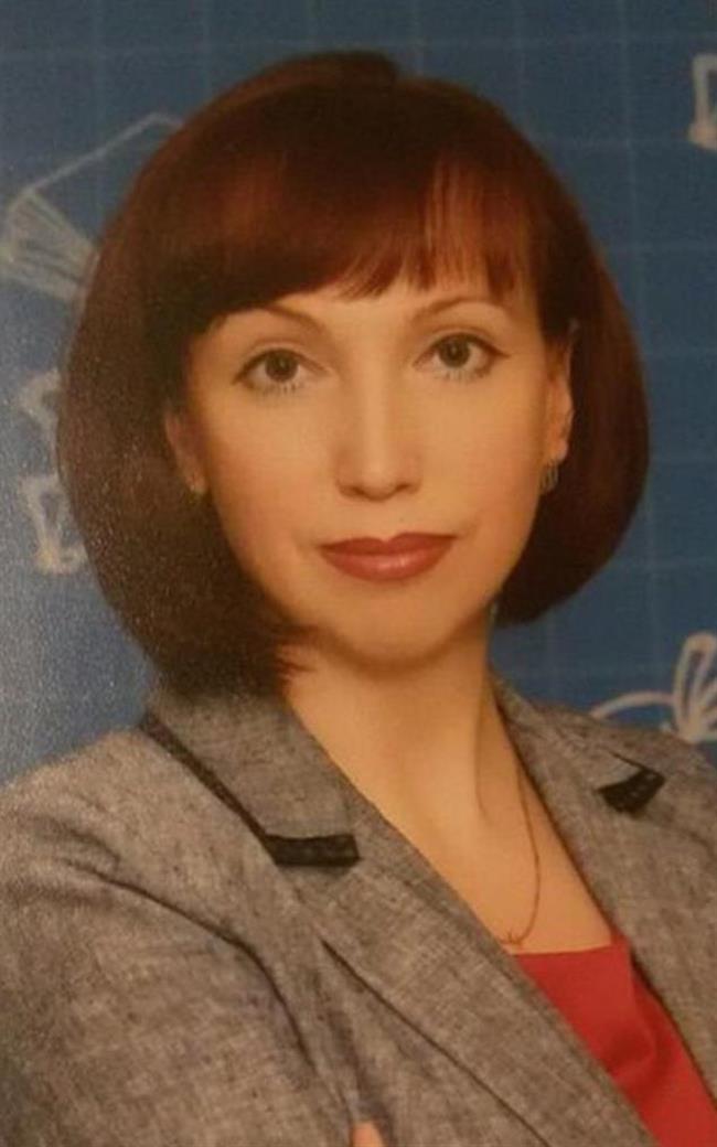 Наталья Юрьевна - репетитор по математике и физике