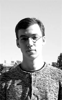 Сергий Анатолиевич - репетитор по изобразительному искусству и информатике