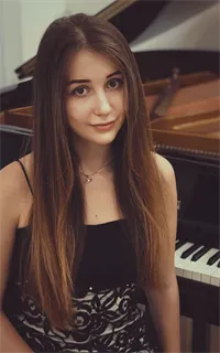 Дарья Дмитриевна - репетитор по музыке
